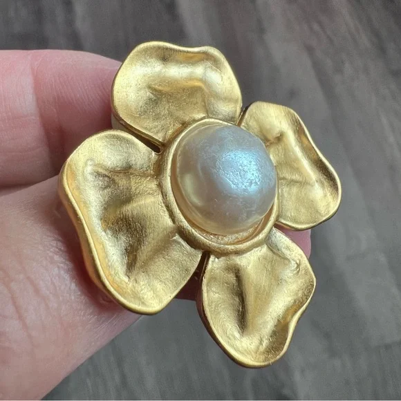 Vintage 80s GIVENCHY Matte Gold Plated Flower Pearl Clip On Statement Earrings